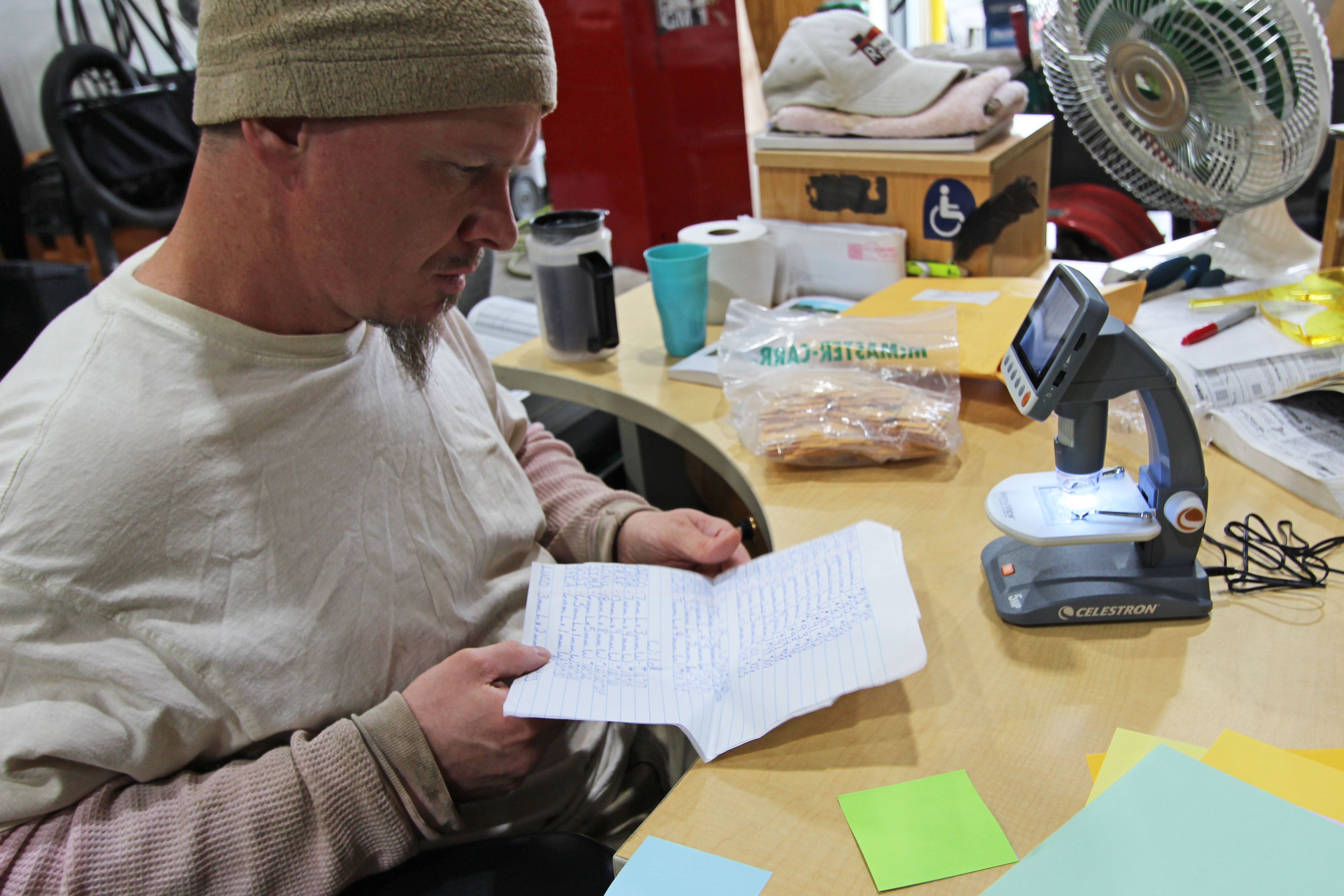 Technician-Jim-Miles-Using-Picture-Microscope-(4)